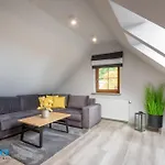 Apartamenty Bluesky - Nad Lomnica15 - Centrum Karpacza, Blisko Deptaka